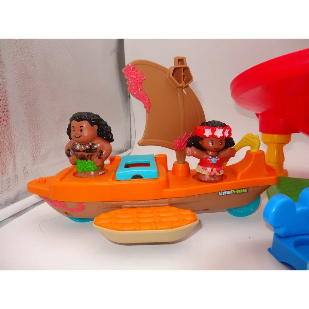 Fisher Price Little People Magical Day At Disney Playset Musical Mickey Moana